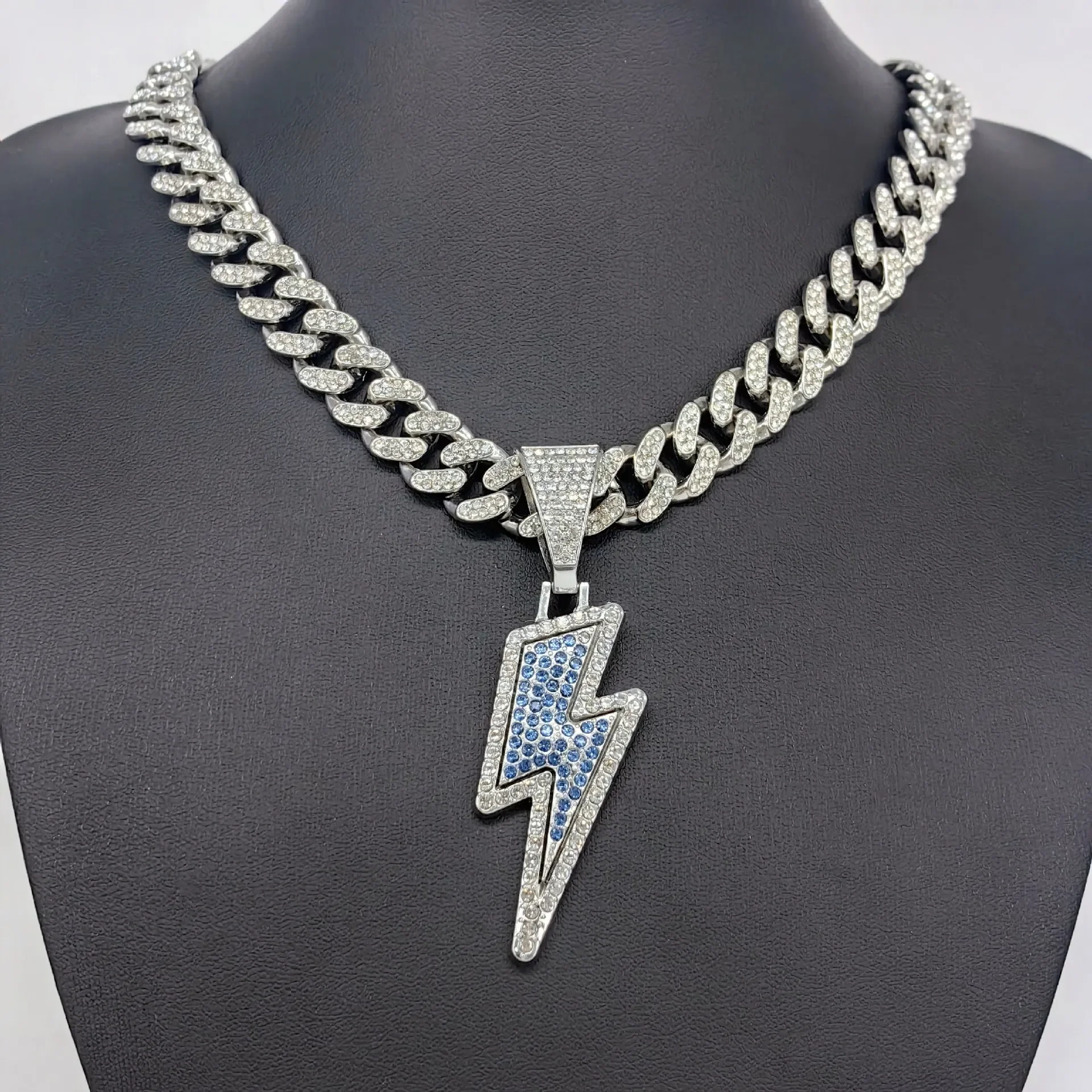 

shengfenghua 10 pieces New lightning diamond alloy pendant, trendy personality rap street cool hip-hop Cuban chain