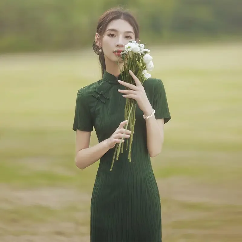 

2024, зеленый ретро Cheongsam, женское традиционное винтажное платье с коротким рукавом, элегантные костюмы, тонкая вышивка Qipao Chinoise Femme