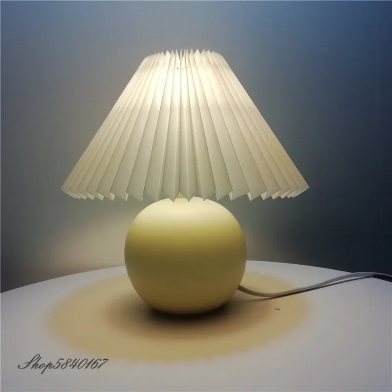 Korean Pleated Table Lamp Ins DIY Ceramic Table Lamps for Living Room Home Decor Cute Lamp With Tricolor led Bulb Beside Lamp