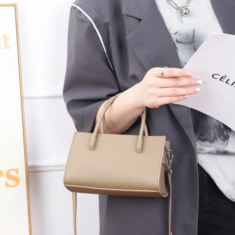 Real Genuine Leather Handbag Premium Women\'s Shoulder Bag Minimalism Style Crossbody