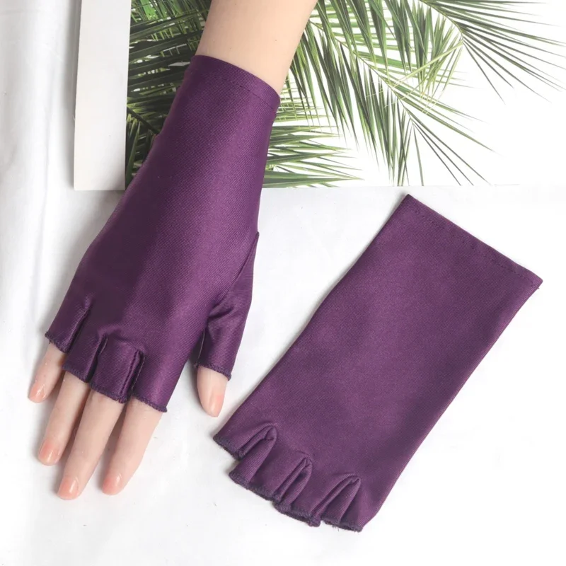 1 Pair Women Casual Lightweight Thin Breathable Half-Finger Gloves for Summer Use Elastic Driving Gloves