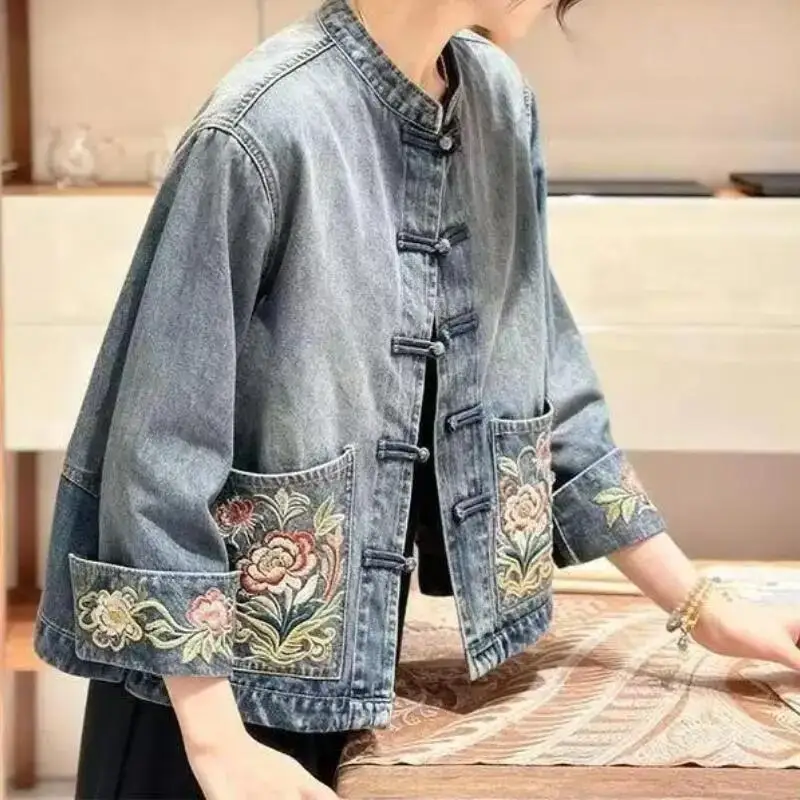 New Women's Chinese Style Floral Embroidered Denim Jacket Long Sleeve Cuff Vintage Casual Coat Ladies Spring Autumn Daily Wear
