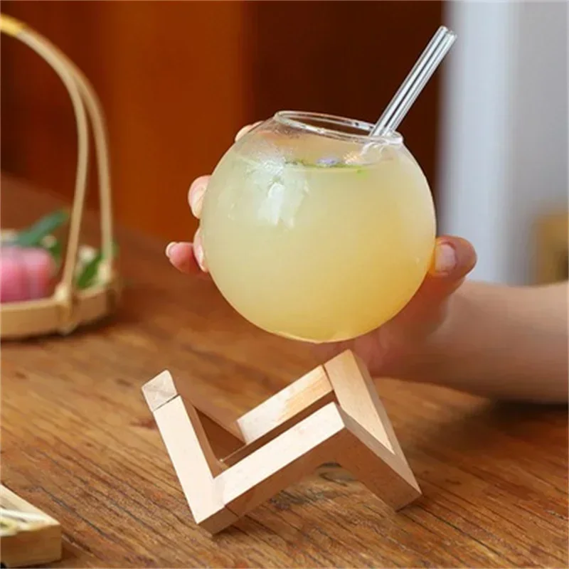 

Moon Shaped Glass Cup Set with Wooden Base And Straw Transparent Spherical Design for Cold Drinks Cocktails Wine And Juice