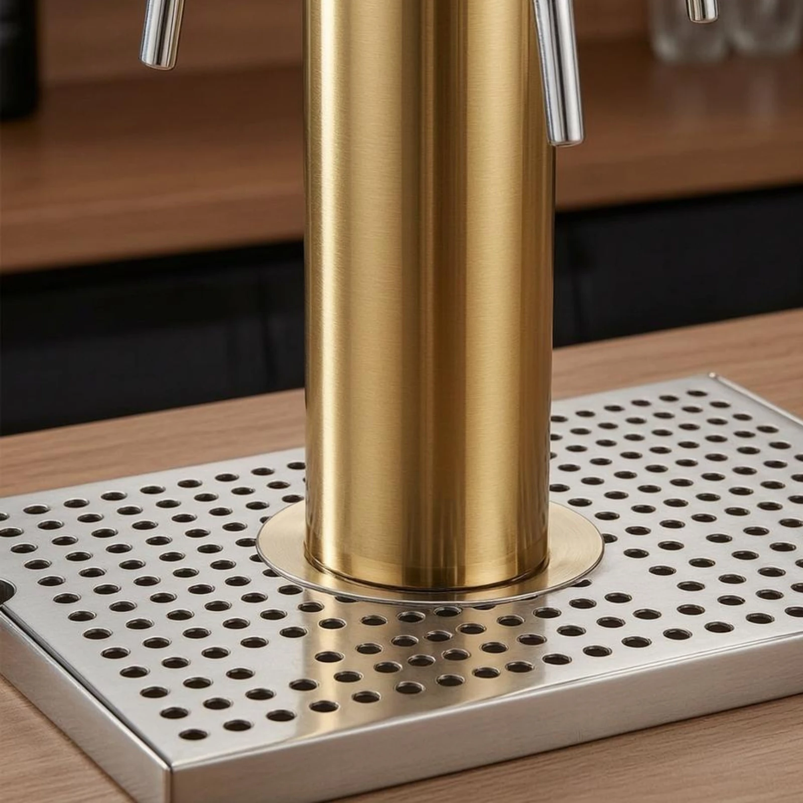 Stainless Steel Beer Tap Dispenser Gold-Finished Keg Beer Dispenser Drink Equipment Silver-Toned Reflective - view 6