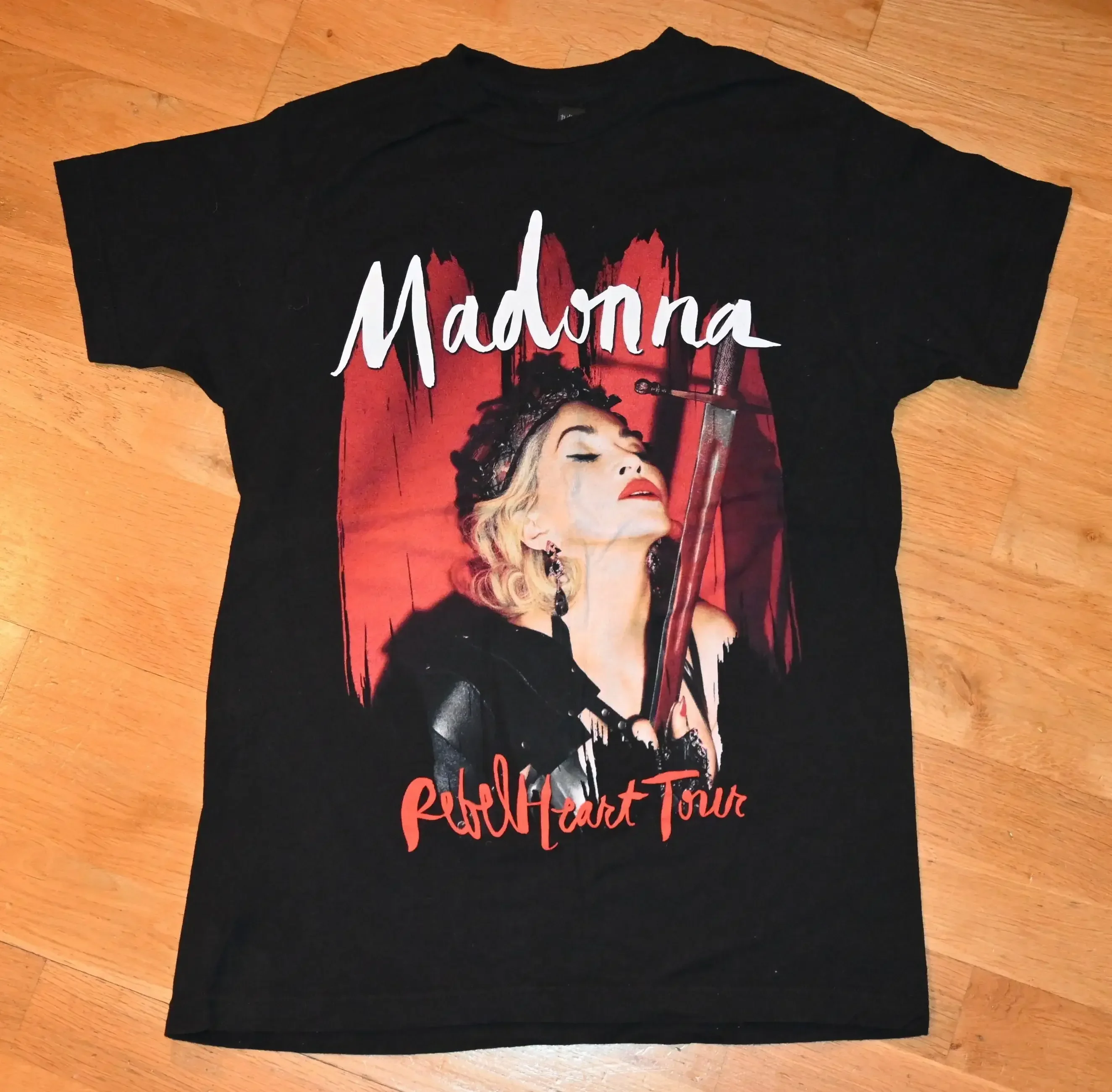 2000'S Madonna Concert '15 Rebel Heart Tour Camiseta Camiseta Menta (M) Médio 1980'S 1990'S Y2K Vtg Pop Rock Festival Vtg Presente