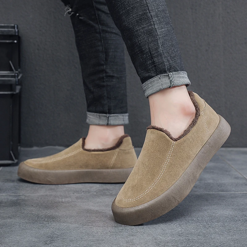 

New winter men's shoes, large-sized warm outdoor plush casual shoes, British-style comfortable and trendy shoes
