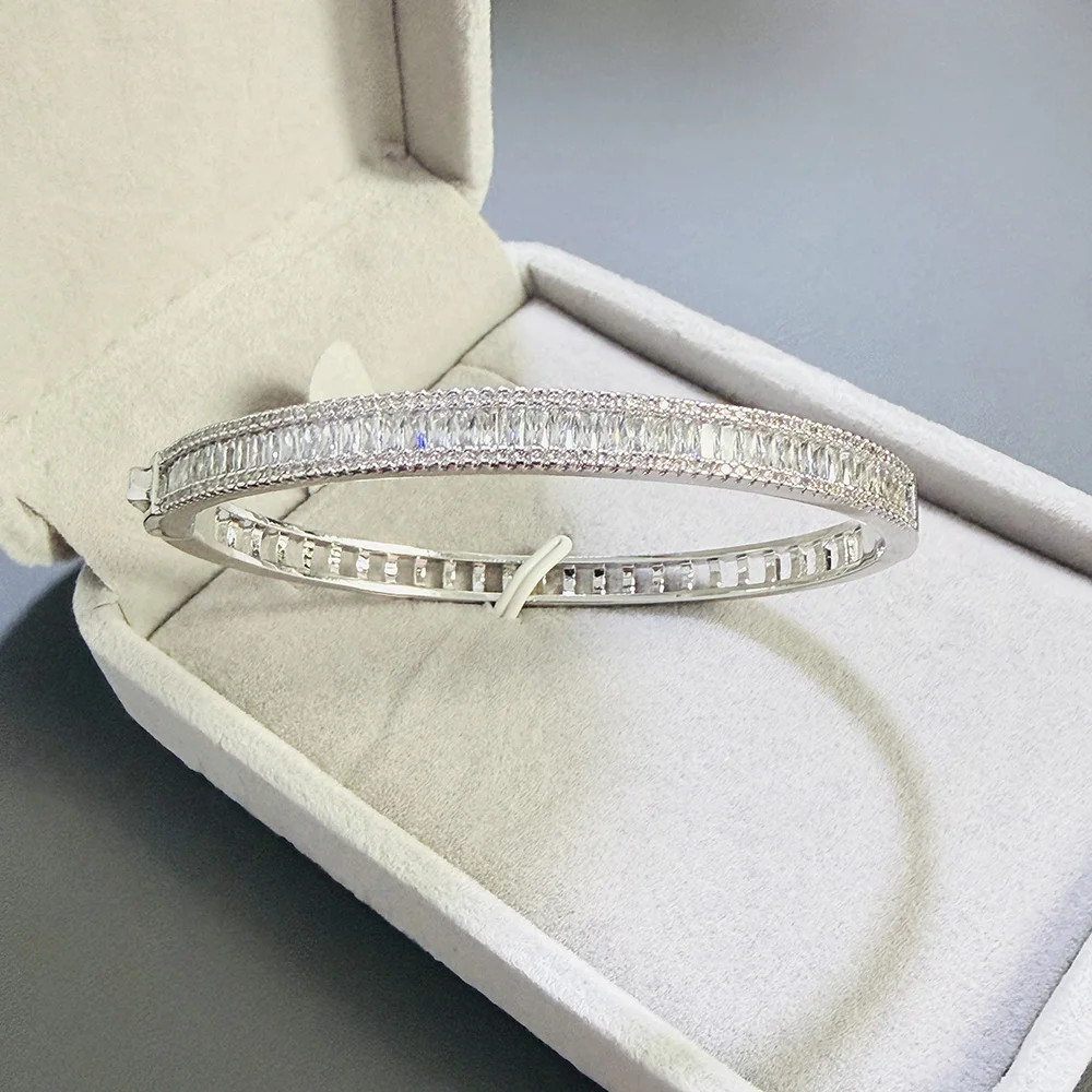 S925 Silver Luxury Tennis Bangle Classic Gradient Zircin Fashion Jewelry Fine Jewelry Engagement Wedding Gift Women Top Bangle view 3