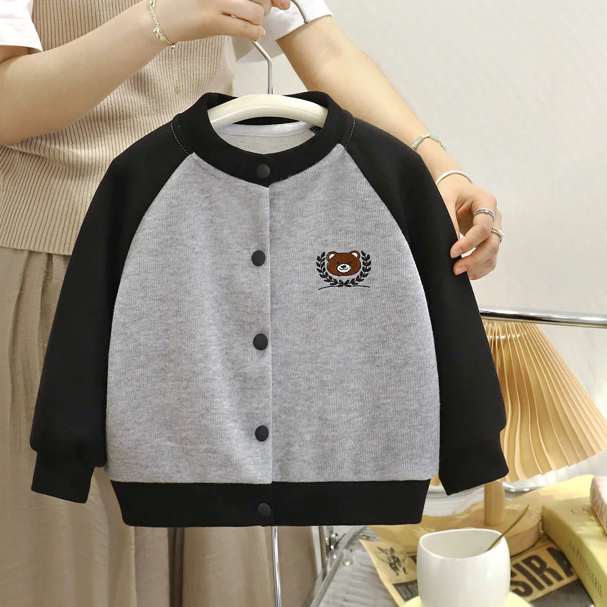 Children's knitted cardigan autumn new item 2026 boys' jacket cartoon top girls' clothing autumn clothing baby children's clothi