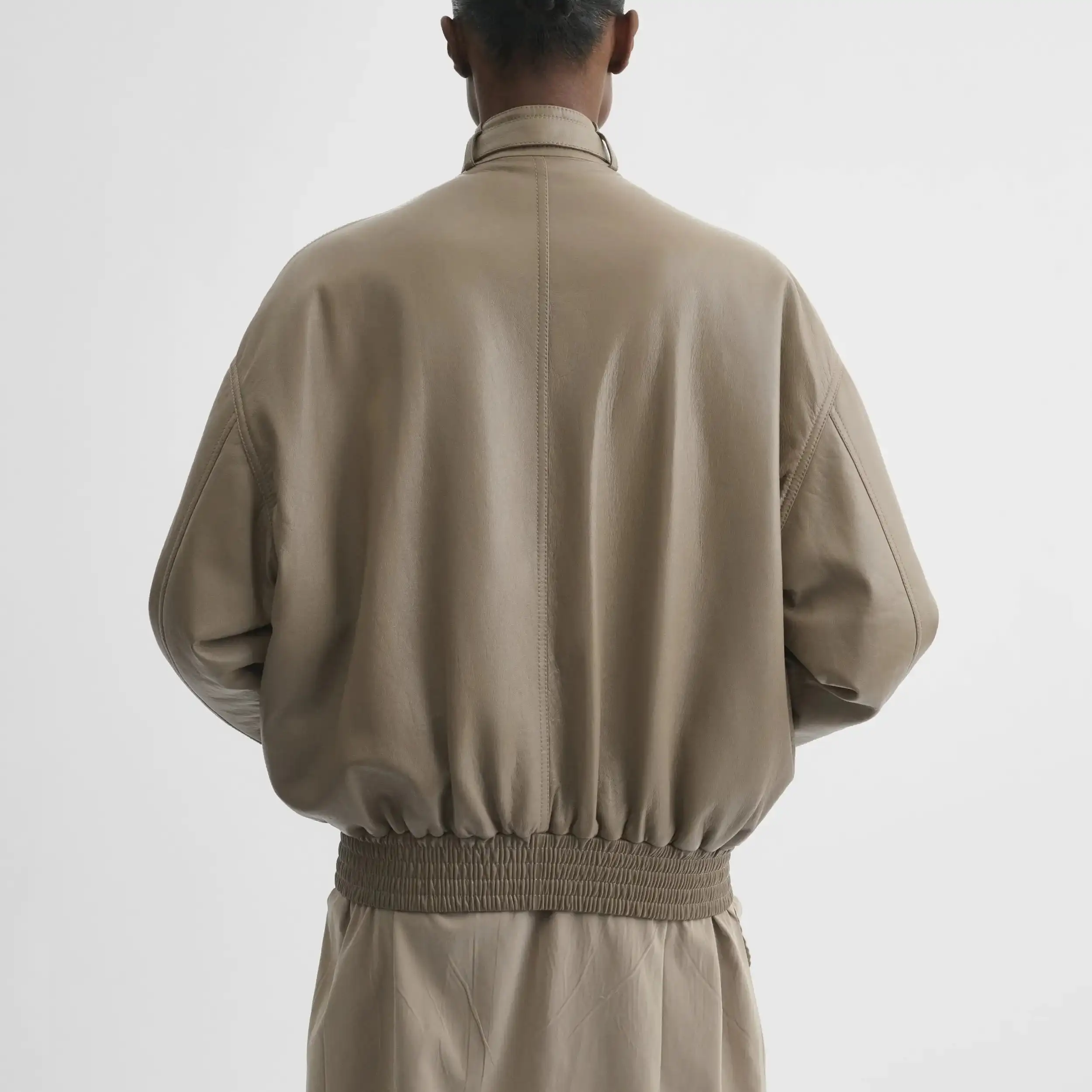 سترة Phoebe Philo النسائية 2026 ملابس خارجية عصرية عالية الجودة للنساء