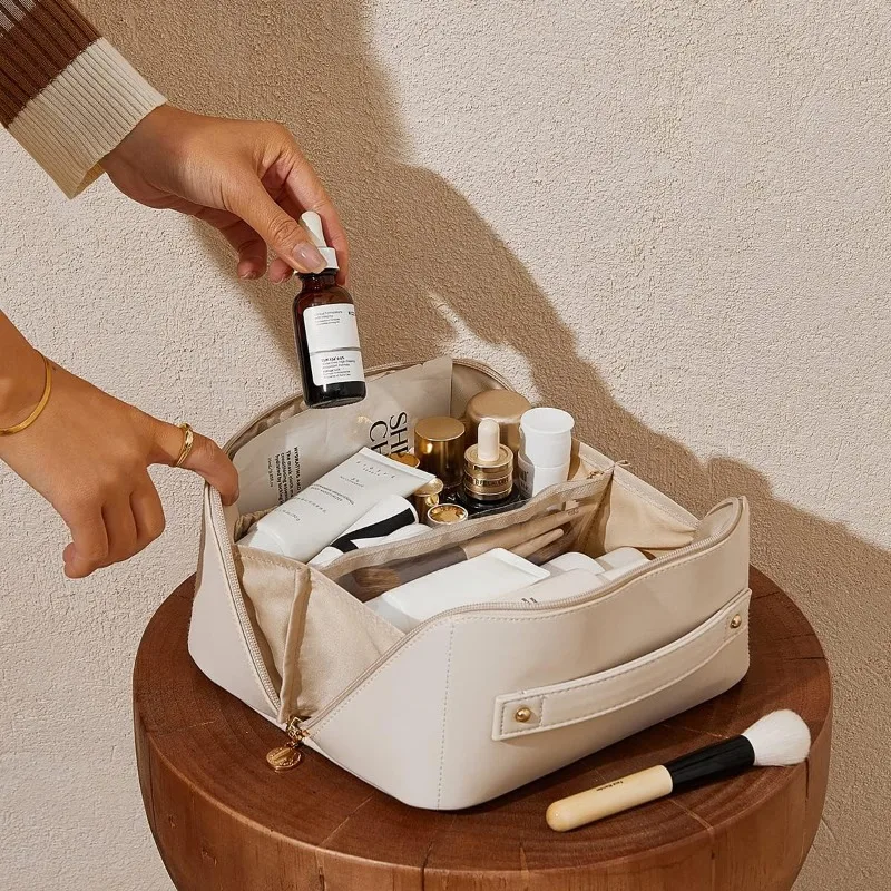 حقيبة ماكياج للسفر بسعة كبيرة ، حقائب مستحضرات تجميل ، مقاومة للماء ، حقيبة أدوات تجميل محمولة ، منظم مكياج مع مقسم ومقبض