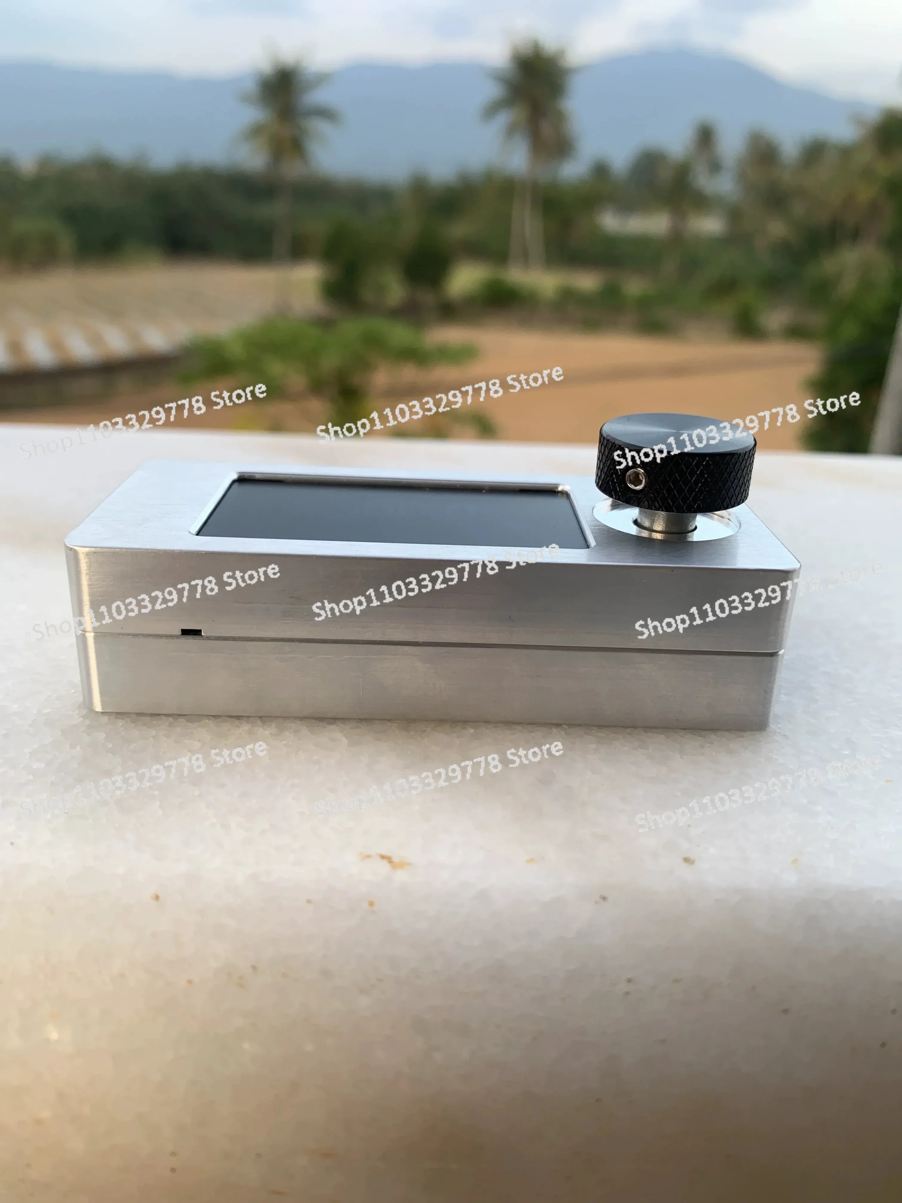 

CNC shell open source ultra mini radio, MINI radio, SI4732 radio