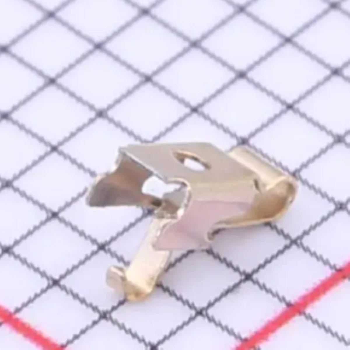 100Pcs Bw0022Bg-L3.5W1.5H2.2 Semi-Gilded Length 3.5mm Width 1.5mm Height 2.2mm 3.5X1.5X2.2Mm Stainless Steel Sus 301 New Original Smd Antenna Spring Contact
