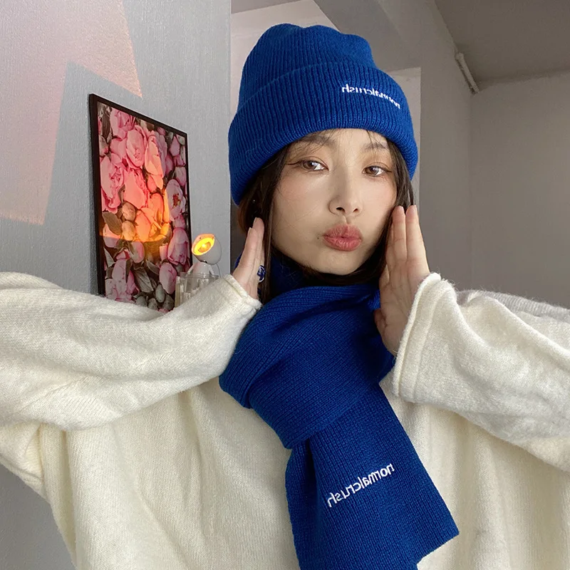 2021 Korean new wool hat fashion simple jacquard letter scarf thickened warm hat scarf two-piece Pullover hat cold proof scarf