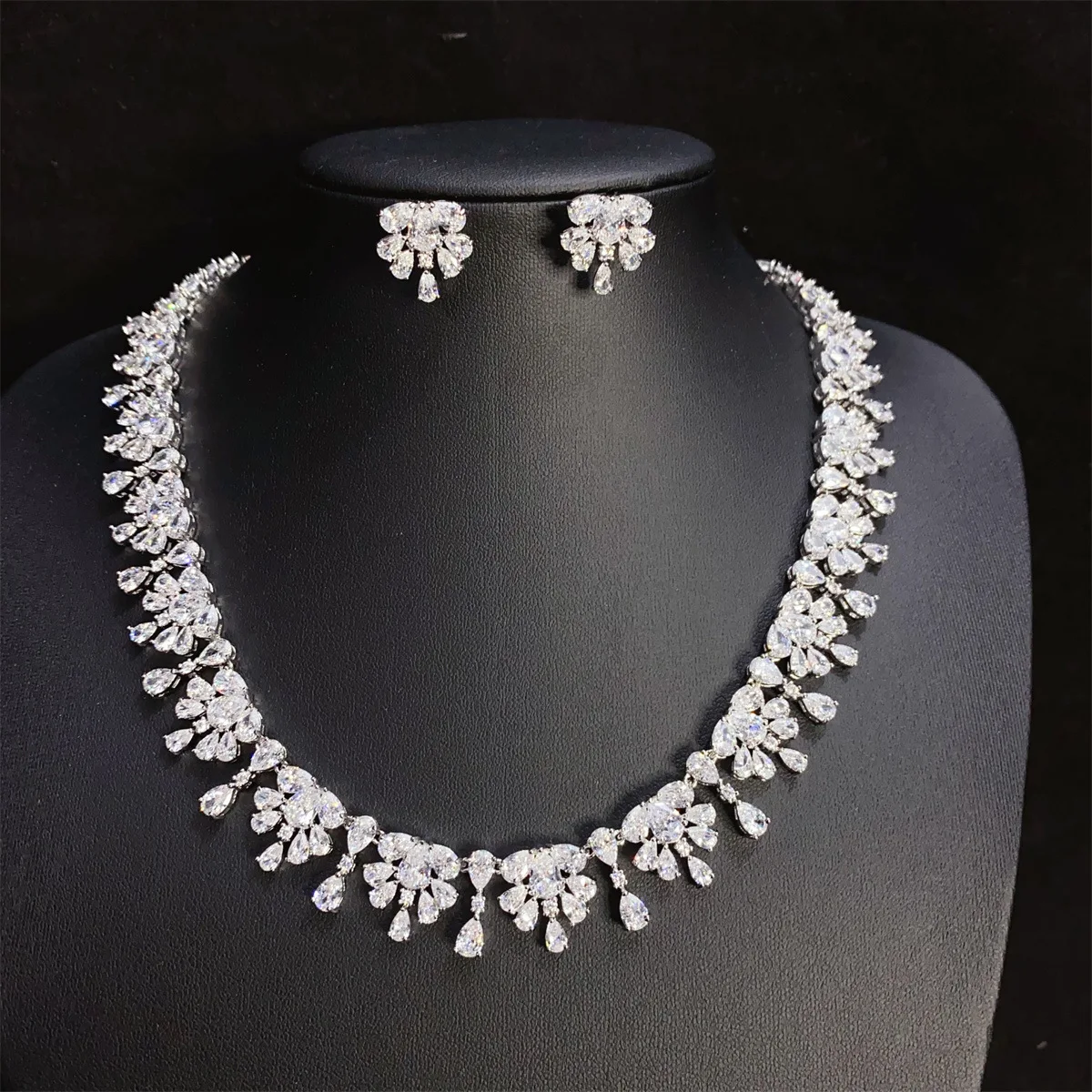 HIBRIDE Everyday Elegant Cute Jewelry Necklace Earrings 2 Piece Clothing Accessories for Dubai Wedding Party Gift Travel S-885