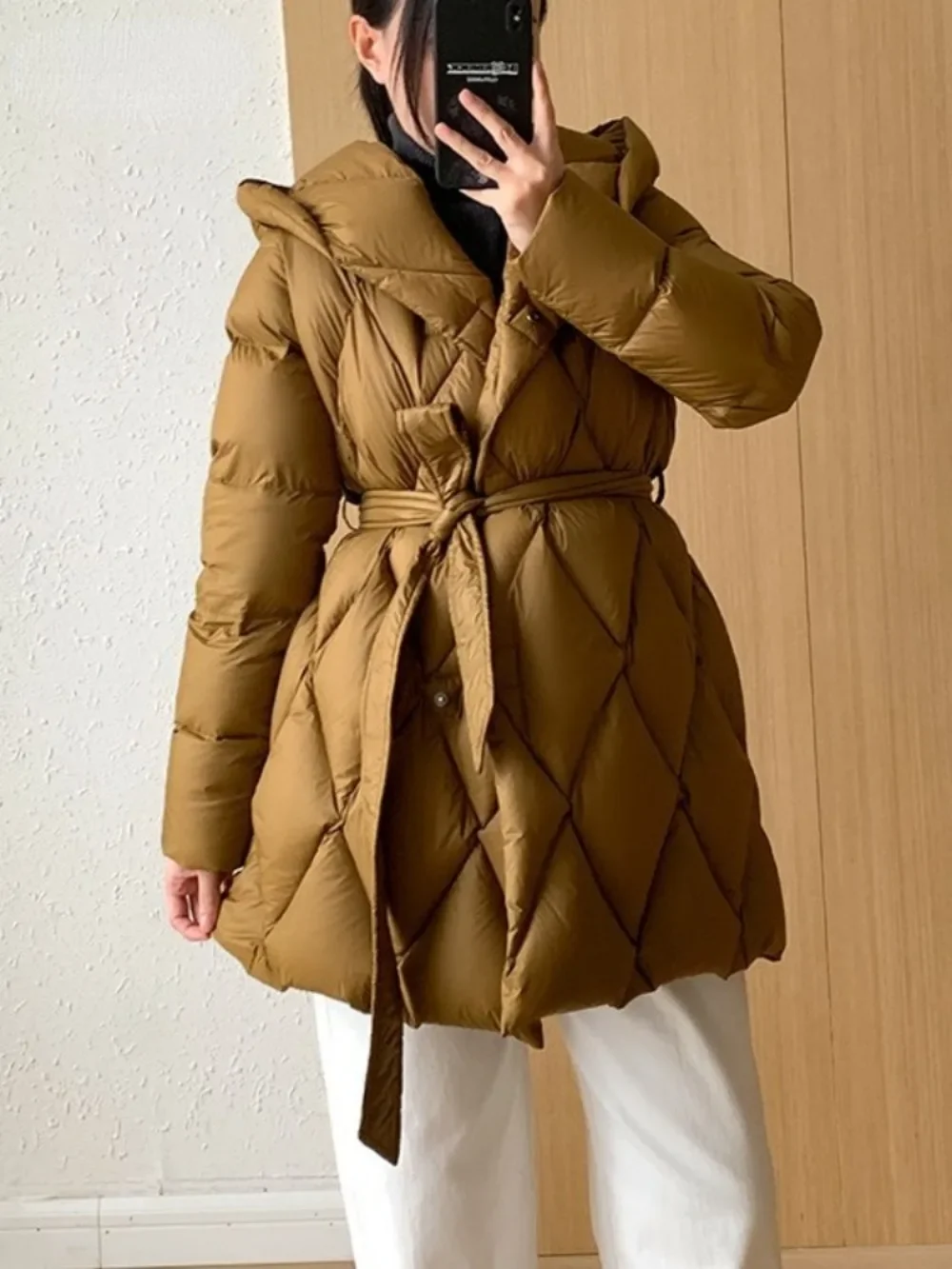 Office Ladies Casual Jacket Female 2024 New Winter Women Hooded White Duck Down Coat Fashion Belt Thicken Warm Overcoat