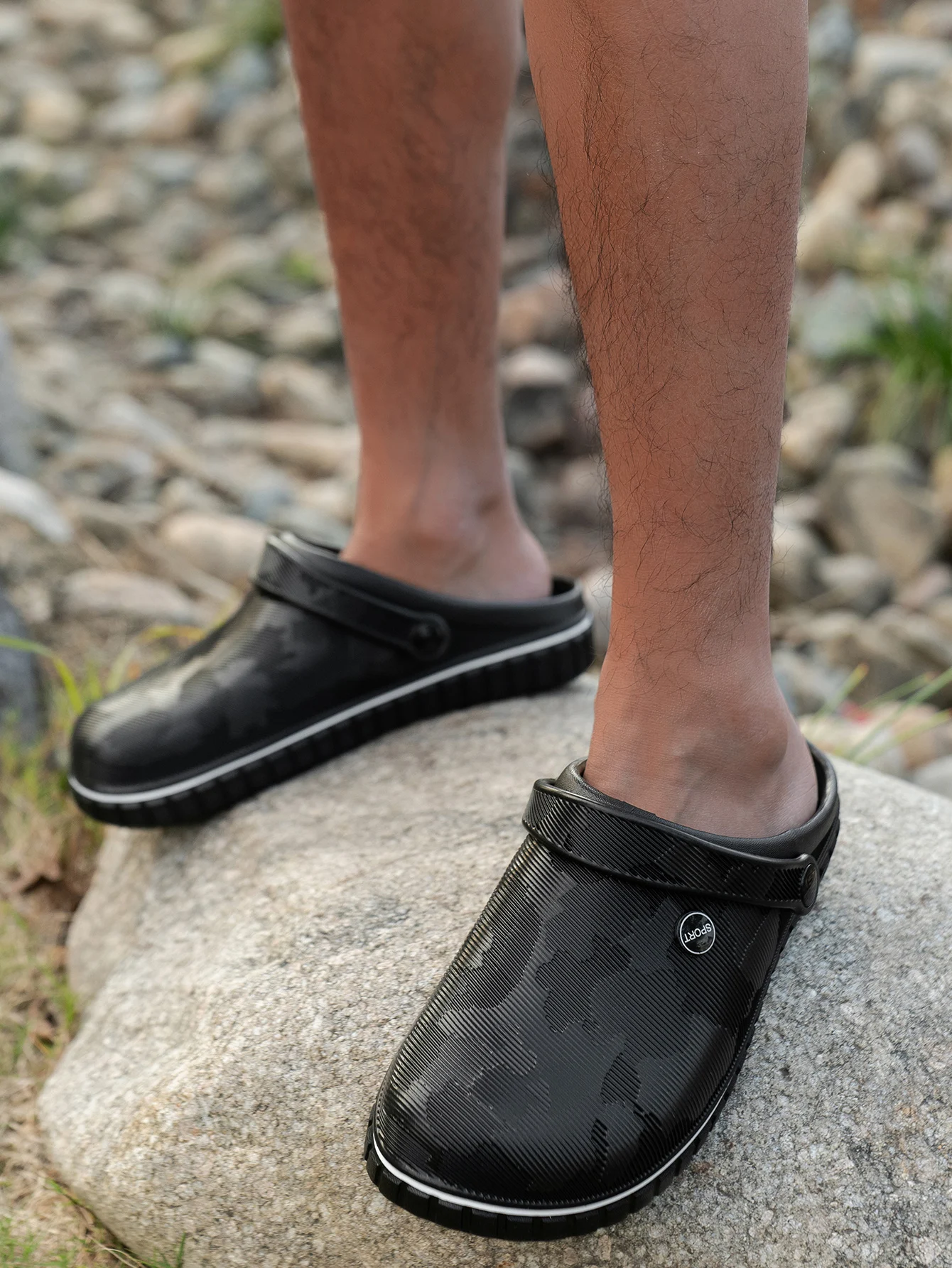 Men's Daily Slippers, Casual and Comfortable, Thick-Soled, Wear-Resistant, Waterproof, Non-Slip, Office Slippers for Outings