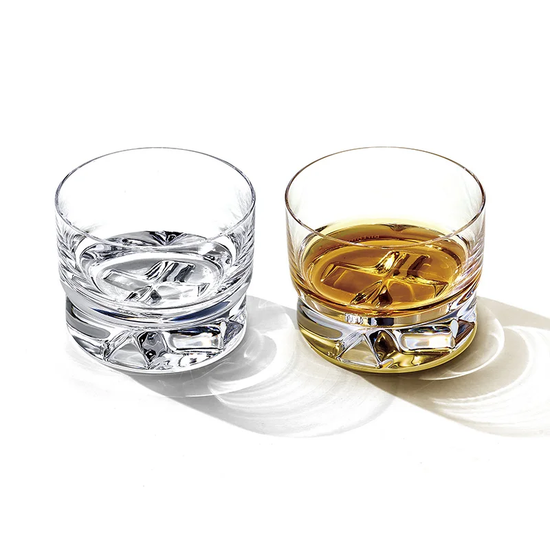 Vaso de whisky de cristal transparente de primera calidad para whisky single malt, whisky blended, vodka, licor, chupitos y vino corto, con diseño de amuletos y copa Chivas