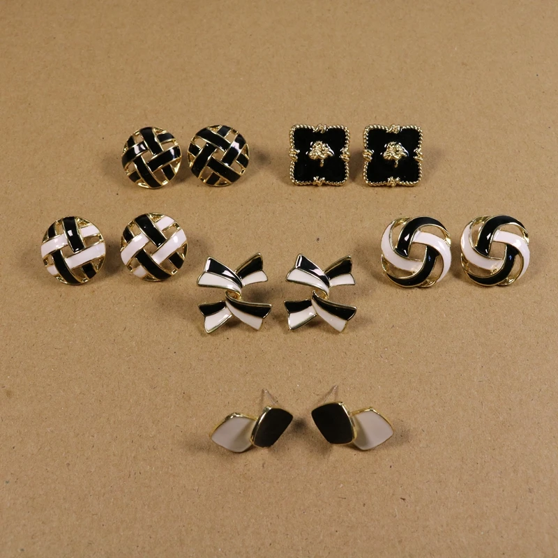 

Fashionable Black White Geometric Metal Wire Woven Color Matching Enamel Earrings Elegant Simple Accessories
