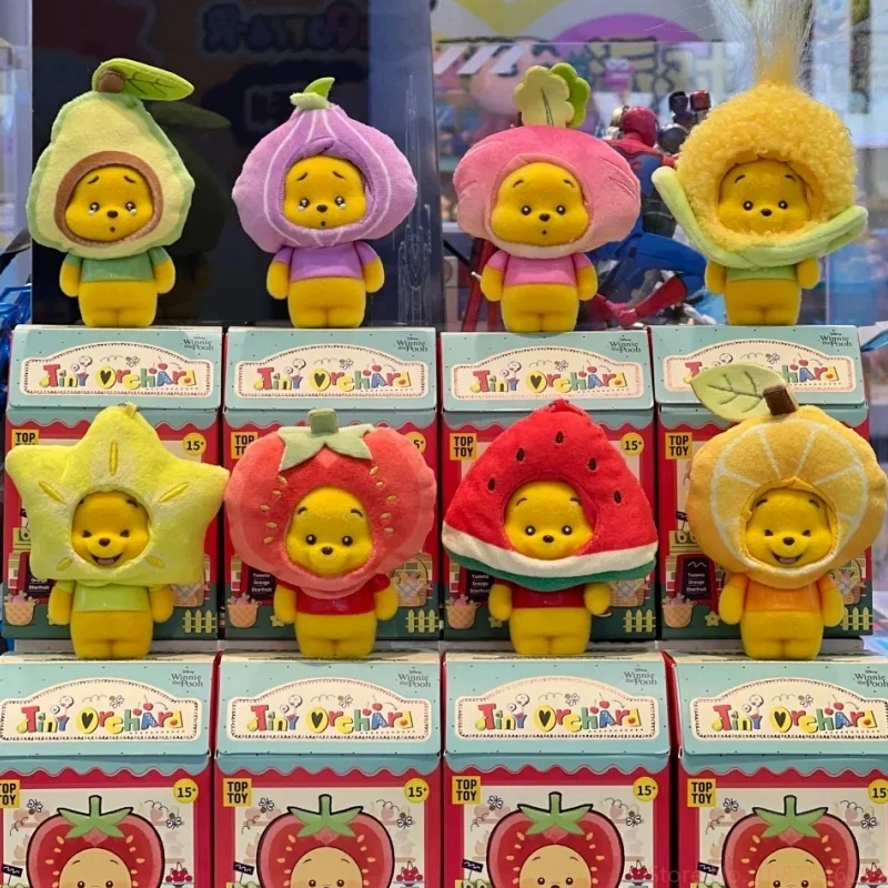 Genuino Winnie The Pooh Un piccolo giardino di frutta Serie Cieco Ciondolo Orso carino Anime Action Figure Borsa a sorpresa Bambola Giocattolo Regali