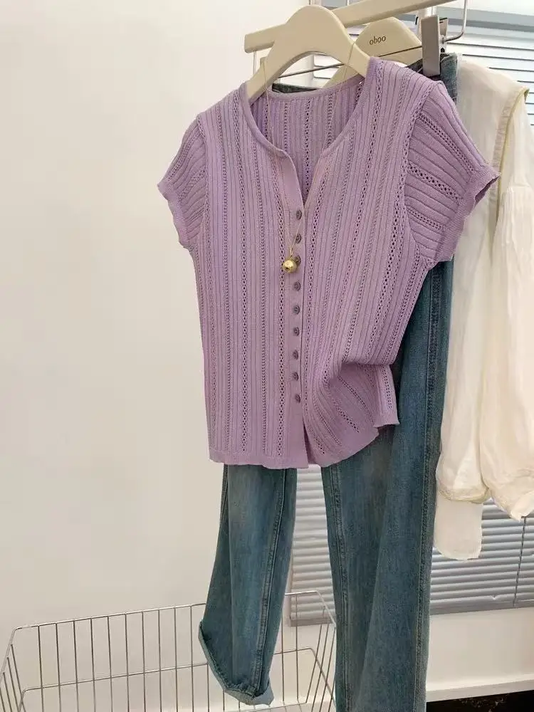 Spring and Summer 2026 New Solid Color V-neck Knitted Sweater Short-sleeved T-shirt Short Temperament Top Light Luxury High-end 6