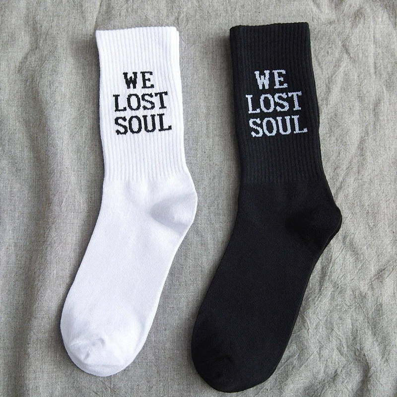 

Простые европейские и американские уличные буквы, белые мужские и женские носки, спортивные носки в студенческом стиле в стиле хип-хоп