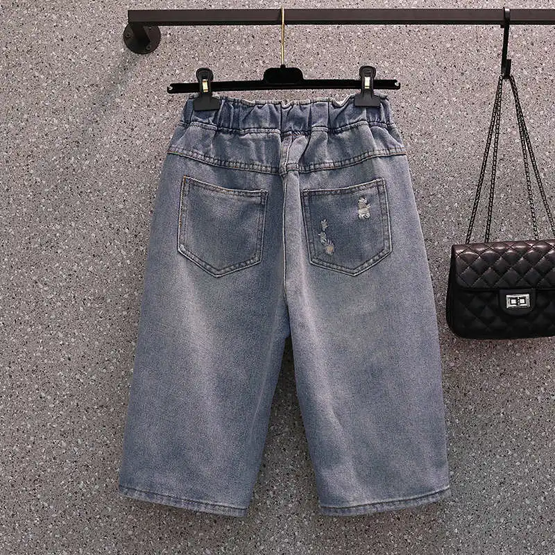 4XL Plus Size Embroidery Denim Summer Shorts Women Loose Midi Straight Shorts Vintage Casual Short Femme Hole Ripped Jeans C7477