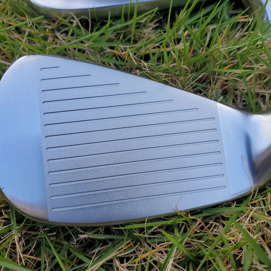

2025 Golf Club Golf Irons set R/S/SR Flex Steel/Graphite Shaft Please provide the picture and contact me.