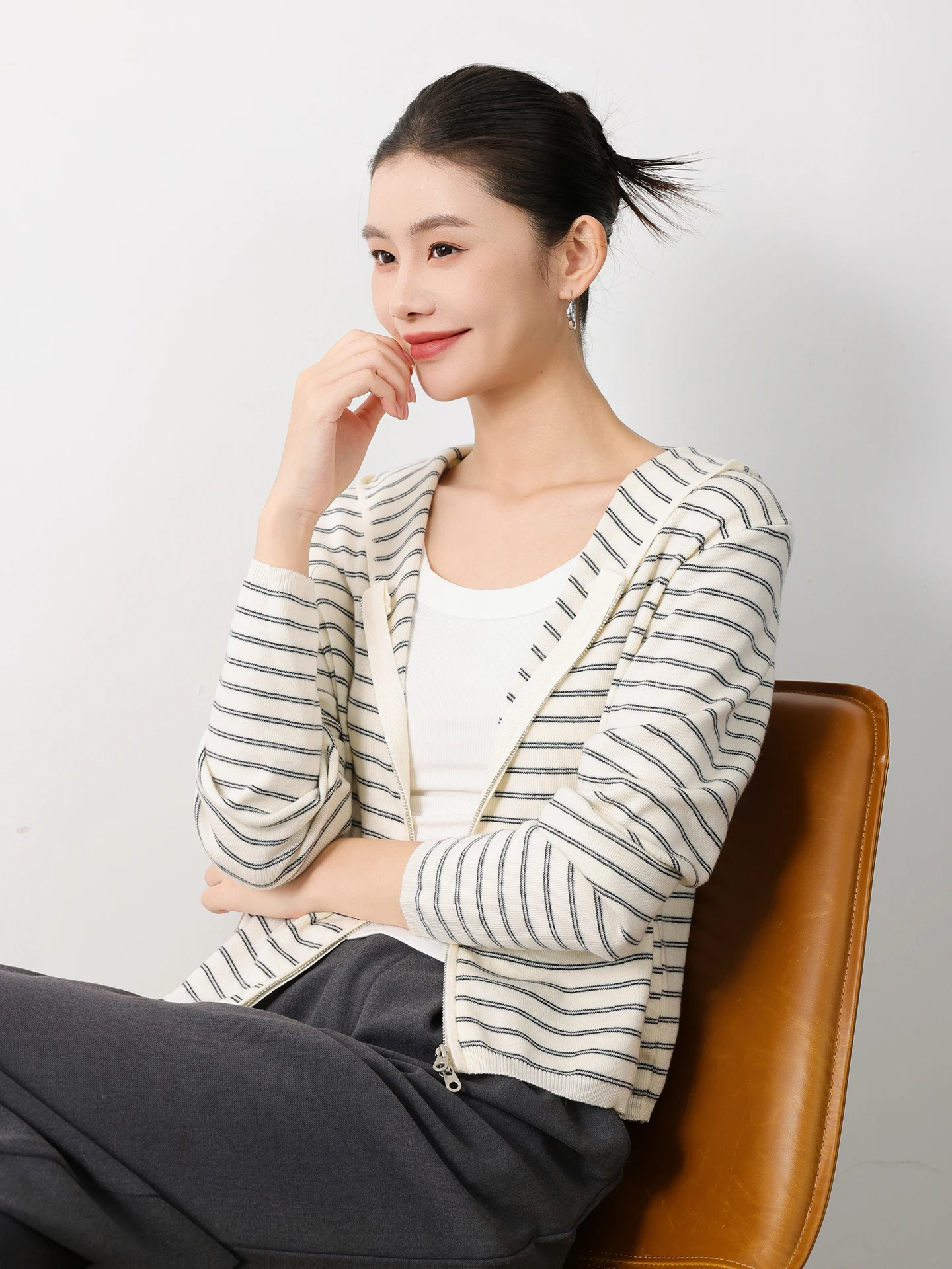 เสื้อสเวตเตอร์ถักมีฮู้ดแบบมีซิปคู่ สไตล์เกาหลี ลายทาง สำหรับผู้หญิง รุ่นสปริง/ออทัมน์