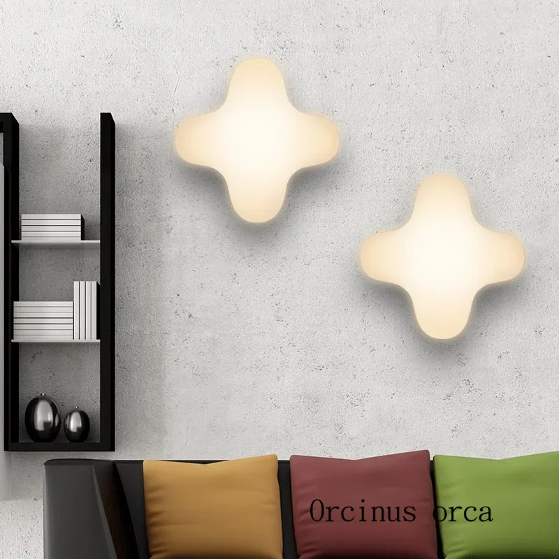 American creative cartoon lucky clover wall lamp bedroom  lamp children's room European style simple white LED wall lamp