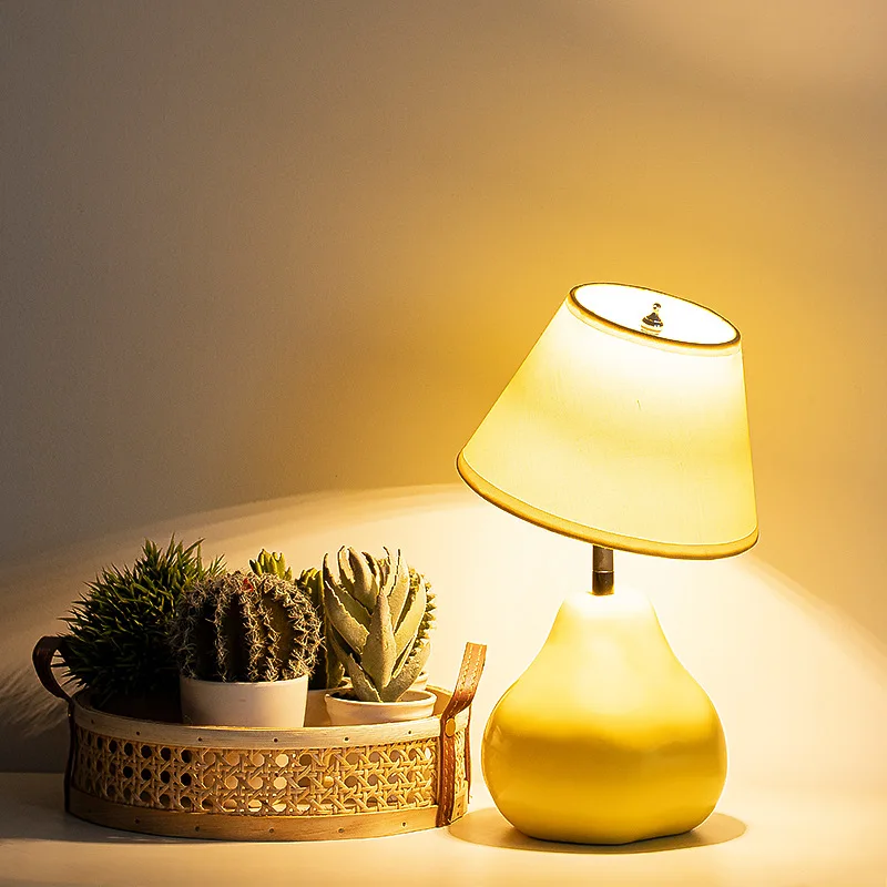 

American simple modern creative Internet celebrity pear bedroom bedside table lamp study decoration dimmable night light