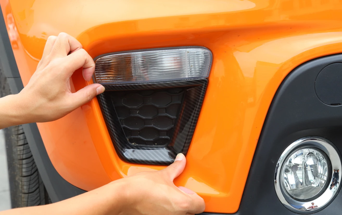 Car Front Fog Light Turn Signal Lamp Decoration Cover for Jeep Renegade 2019 2020 2021 2022 2023 Lamp Hoods Exterior Accessories