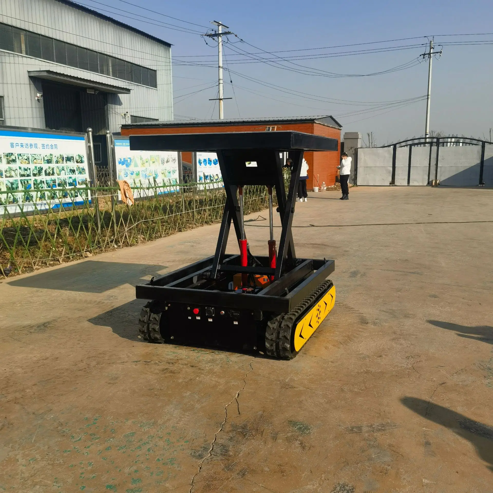 Electric crawler chassis manufacturer, crawler lift platform walking assembly 1.5 meters crawler lift car