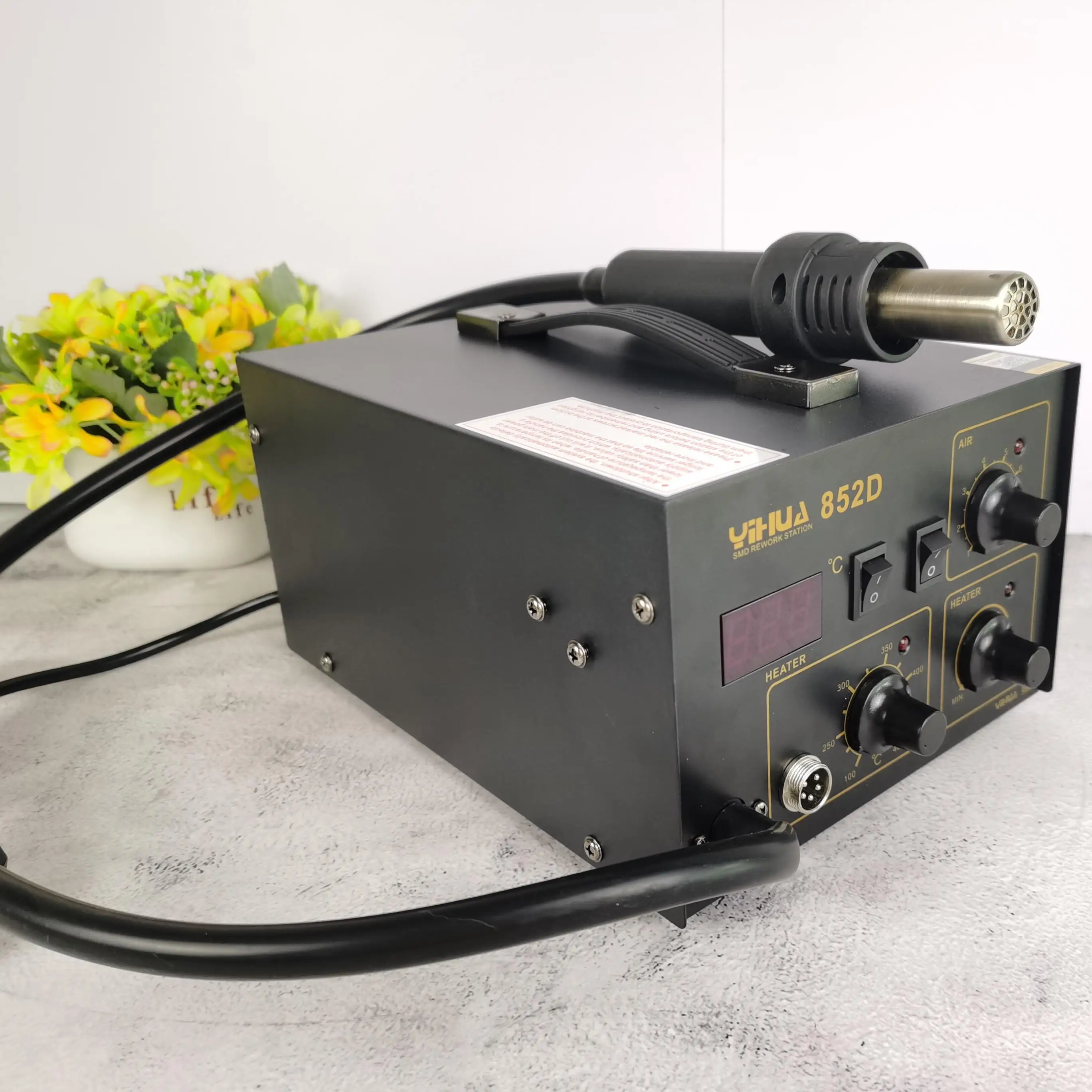 YIHUA 852D Diaphragm Pump 2 in 1 Soldering Iron Hot Air Soldering Station LED Display