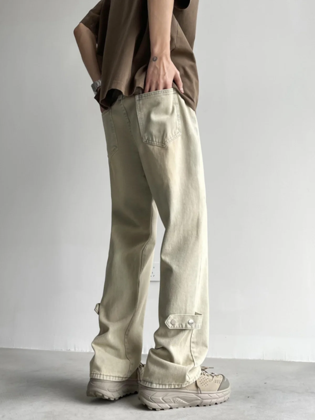 

2024 New Korean Style Men's Casual Long Jeans Classic Male Straight Denim Wide-leg Pants Solid Color Male Trousers W422