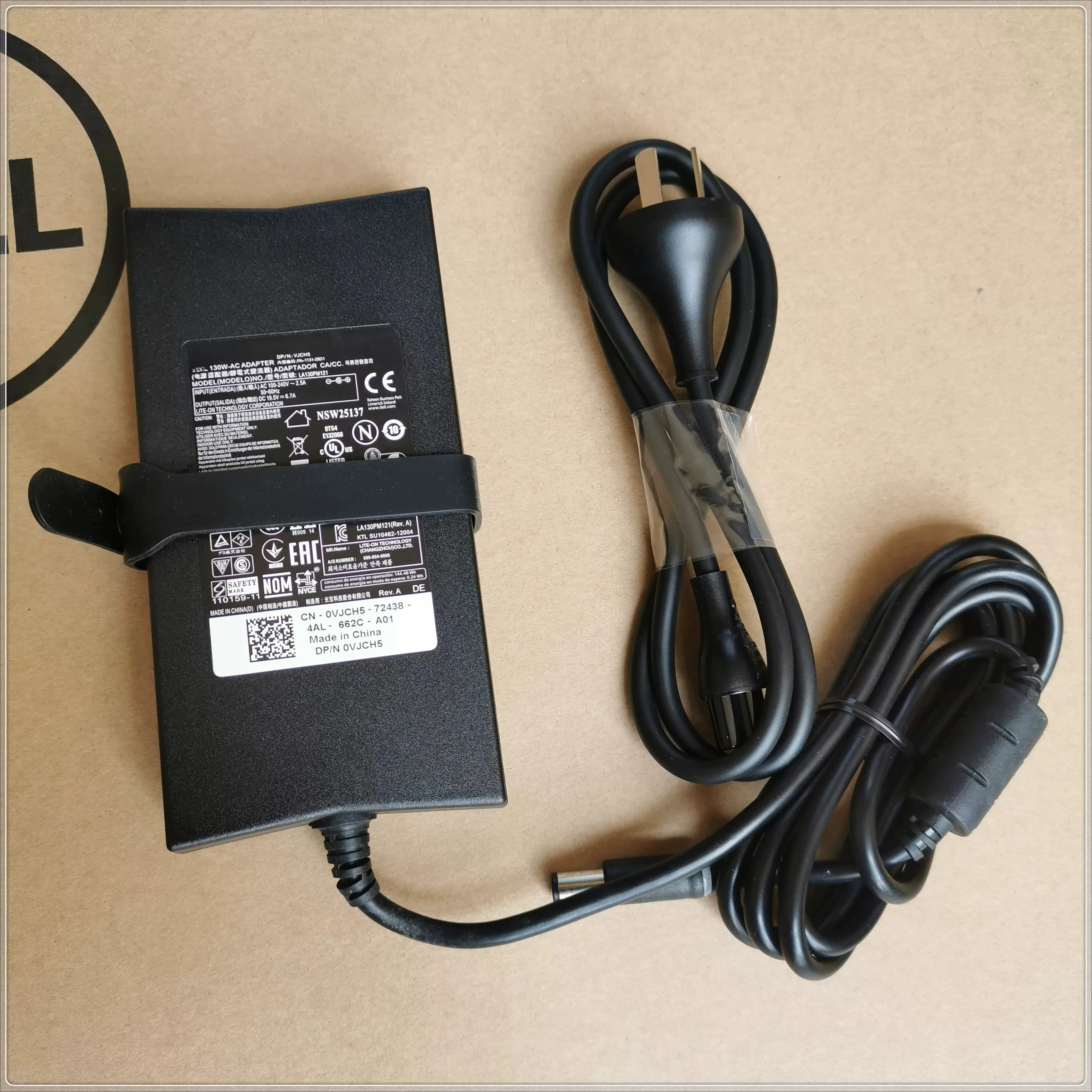

For DELL Notebook Case 15P 7566 7567 Adapter 130W Charger 19.5V6.7A VJCH5