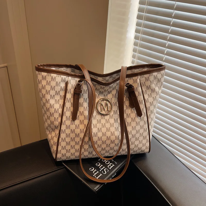 

New! Women's Casual Stylish Large - Capacity Tote - Minimalist Letter Print, Commuting Essential, Single - Shoulder & Versatile
