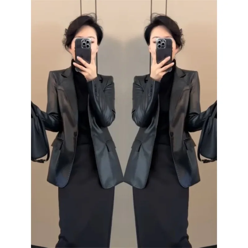 メイラードシニアセンスセレブスタイル外国風ソリッドカラーコート春爆発ファッション気質レザースーツ女性