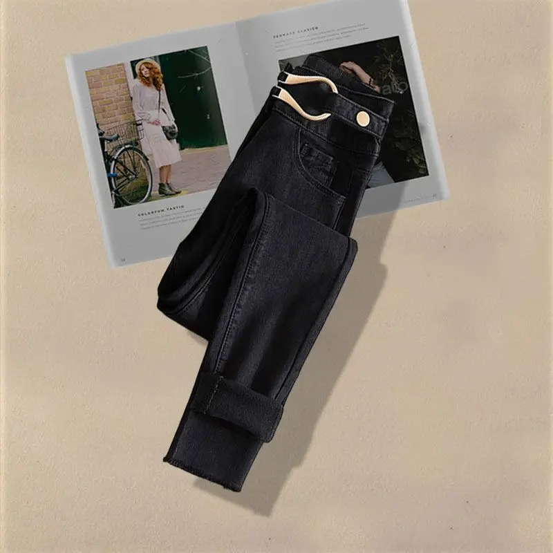 Spring and Autumn Versatile Women's Set 2024 New Design Fake Two piece Top Style Slimming Jeans Two piece Set