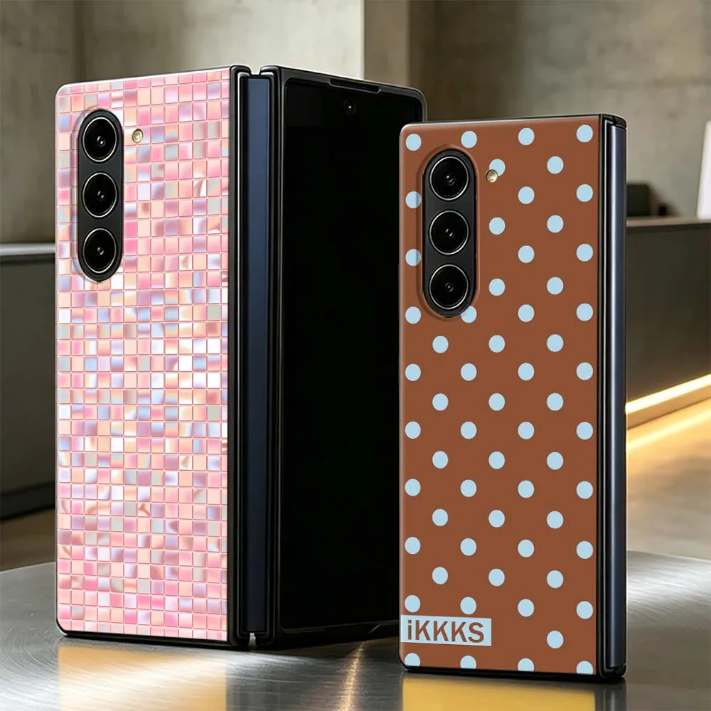 Brown White Polka Dot Style PC Foldable Hard Phone Case For Samsung Galaxy Z Fold 3 4 5 6 7 8 5G Non-slip Shockproof Black Shell