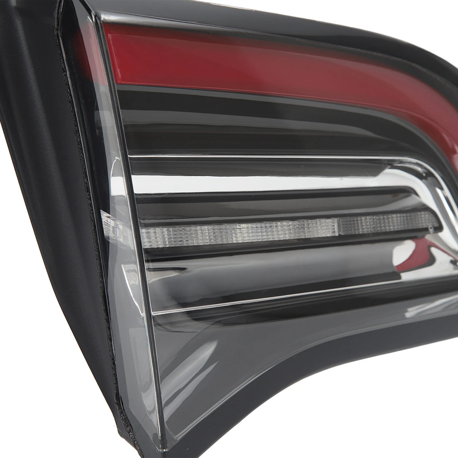 Rear Left Inner Tail Light 1077401 00 B Driver Side Inner Tail Lamp Assembly