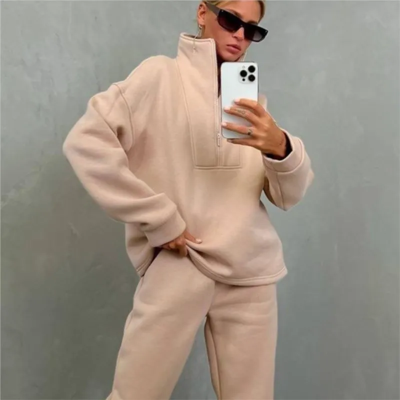 

2025 Autumn Womens 2-Piece Lightweight Fleece Set Zip-Up Hoodie & High-Waist Joggers for Cozy Active Looks Street Wears