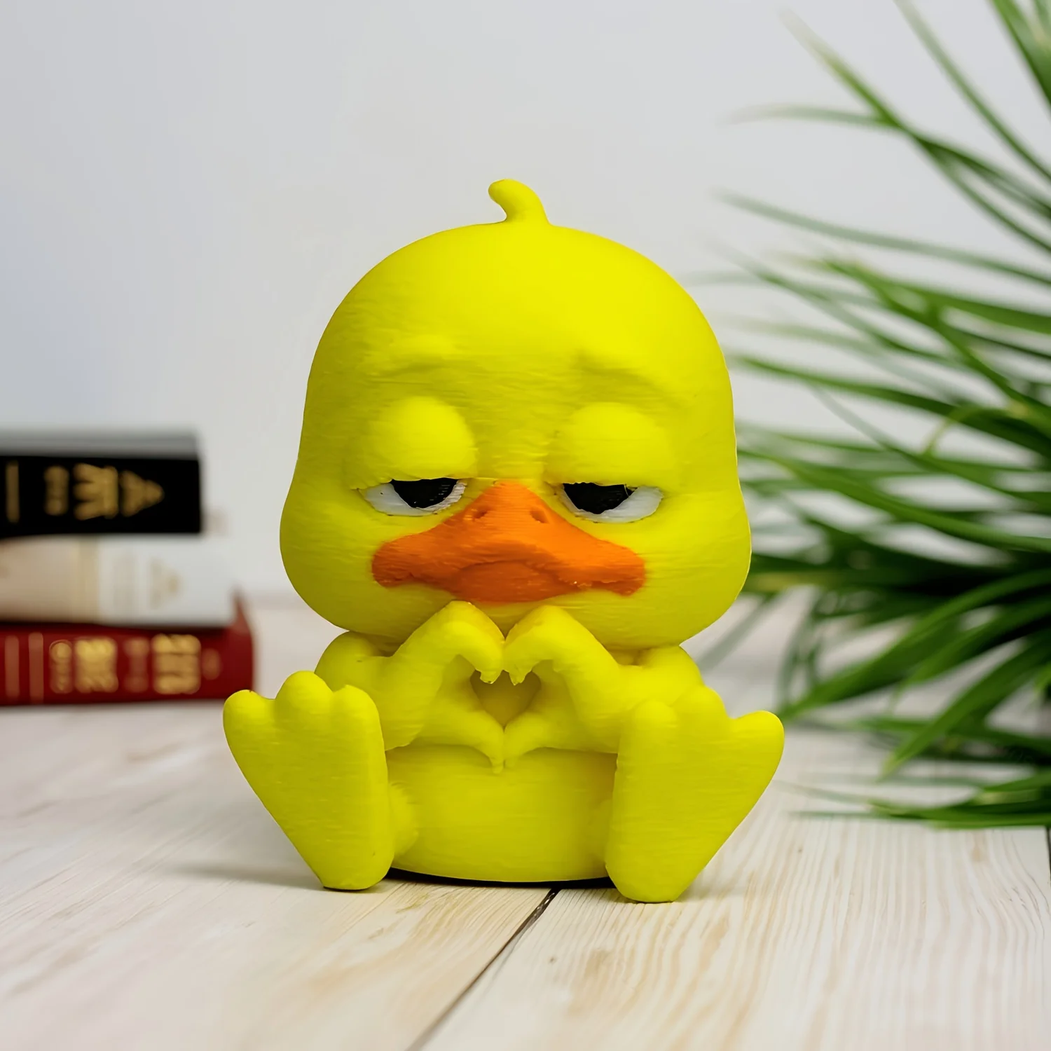 1pc Cute Heart Hands Duck Car Decor-Adorable Sitting Duck Statue,Multi-Color Print for Dashboard-Desk.Premium Gift for Valentine