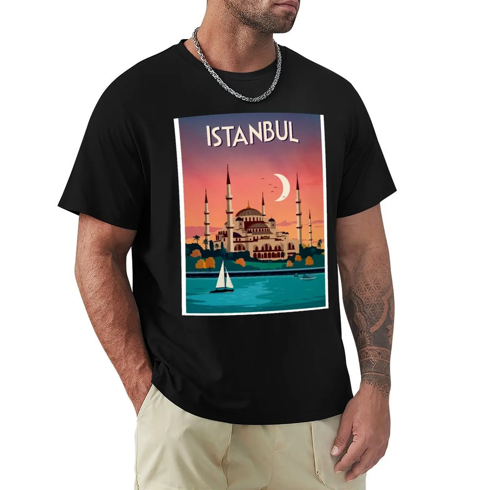 ISTANBUL : Vintage Travel and Tourism Advertising Print T-Shirt Breathable Gym Short Sleeve T-Shirt