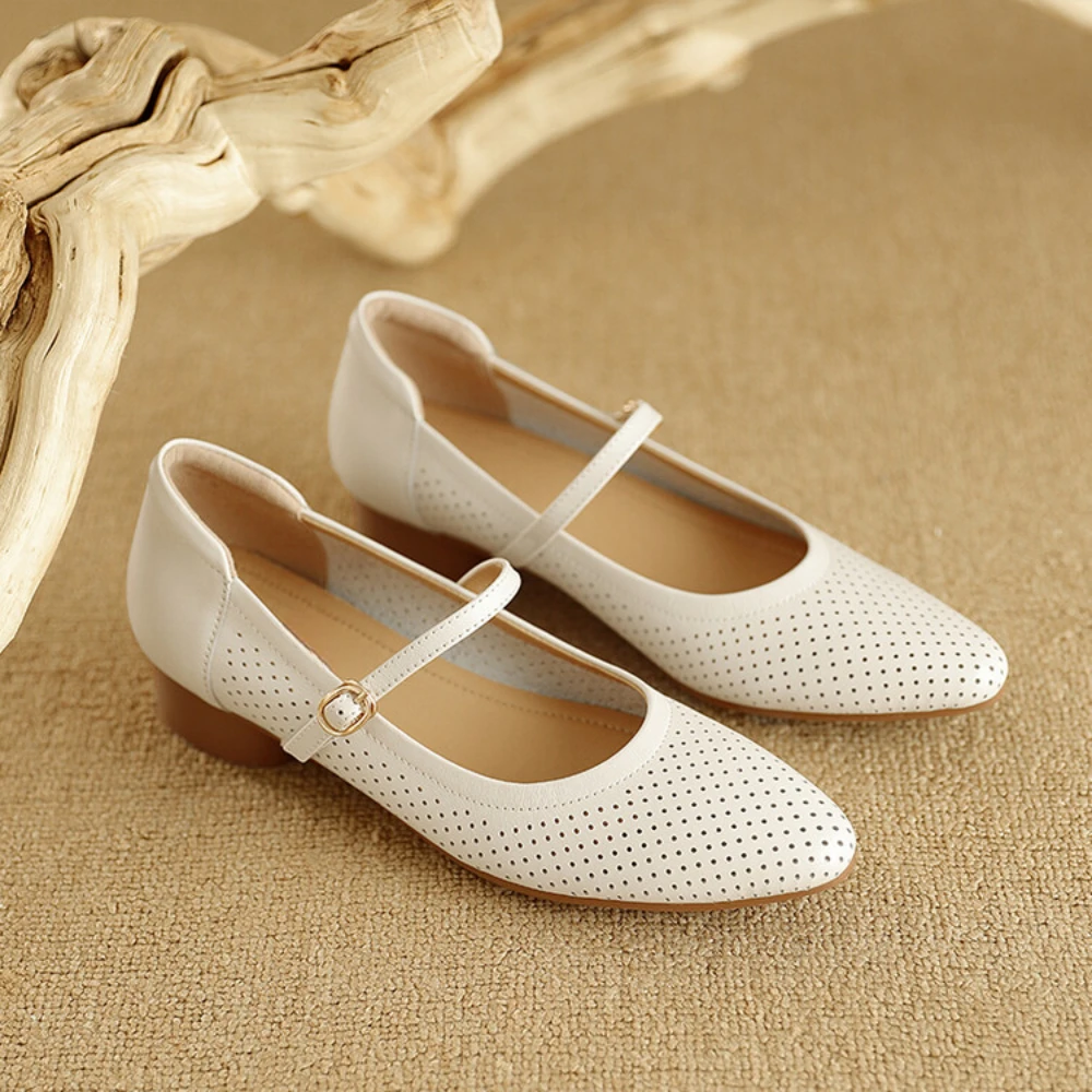 Pointed thick heel shoes for women's spring and autumn new shallow cut leather hollow breathable shoes