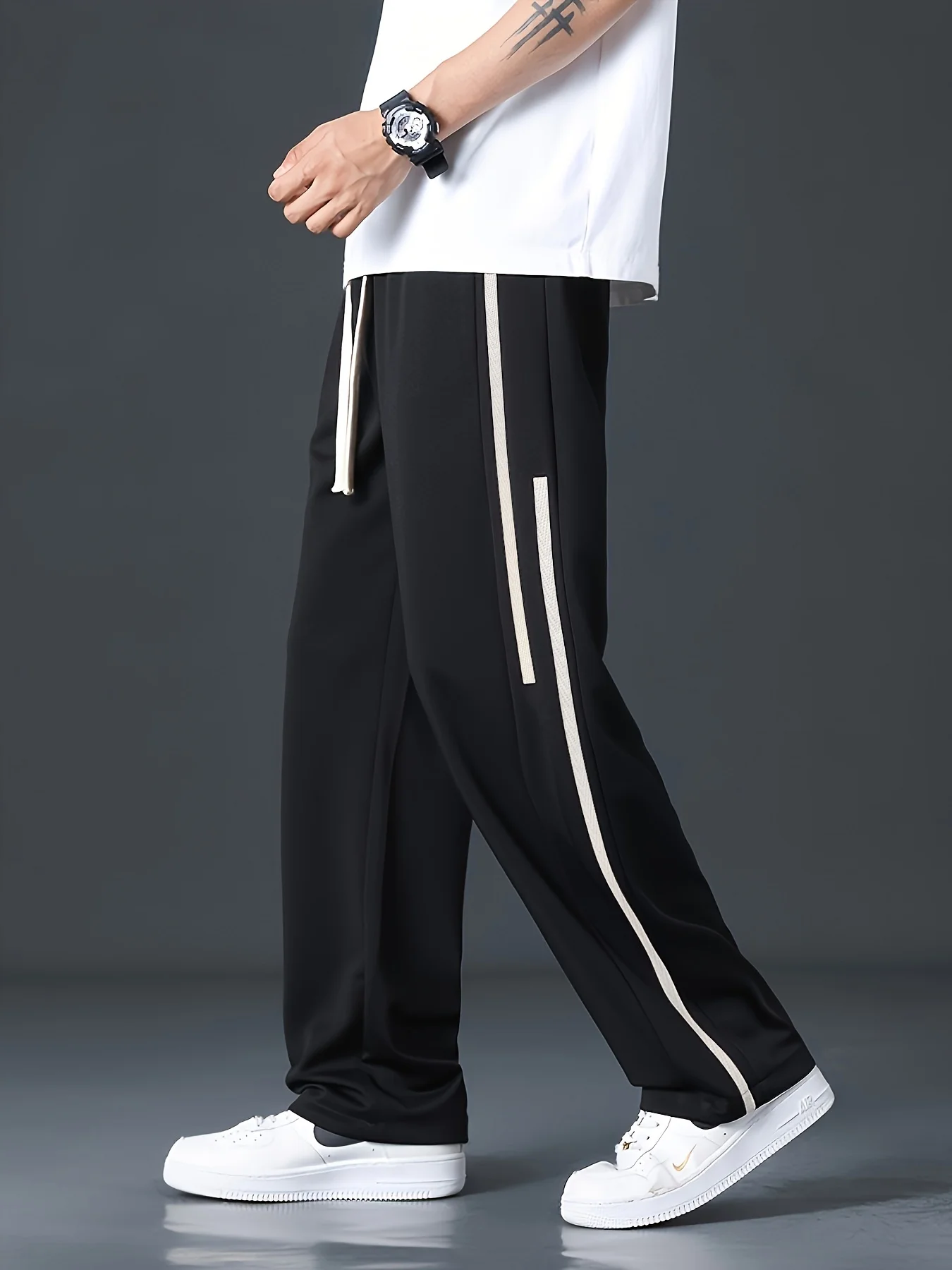 

Men's summer sweatpants with drawstrings and pockets, quick-drying loose fit, smart casual jogging bottoms for outdoor activitie