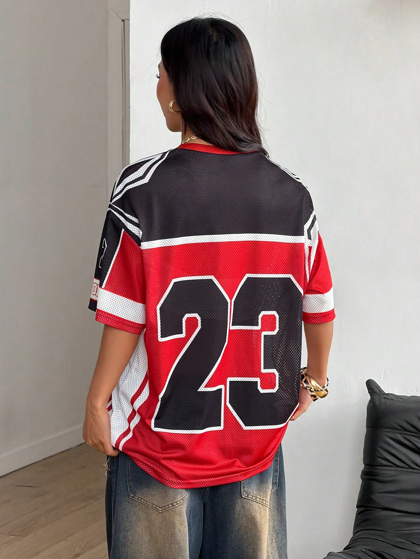 Camiseta Feminina Retrô de Cor - Street Fashion Paris avaliação e preço