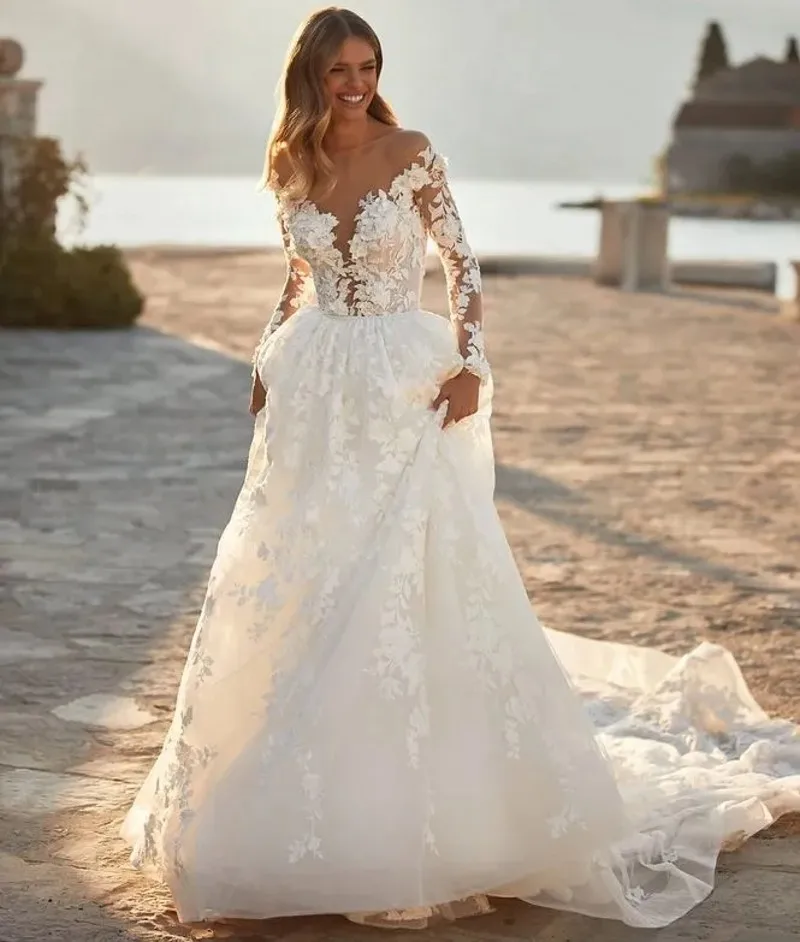 

2025 Beach Wedding Dresses for Bride Women Boho Long Sleeves Lace Flowers Sheer Jewel Neck Backless Vestidos De Noiva