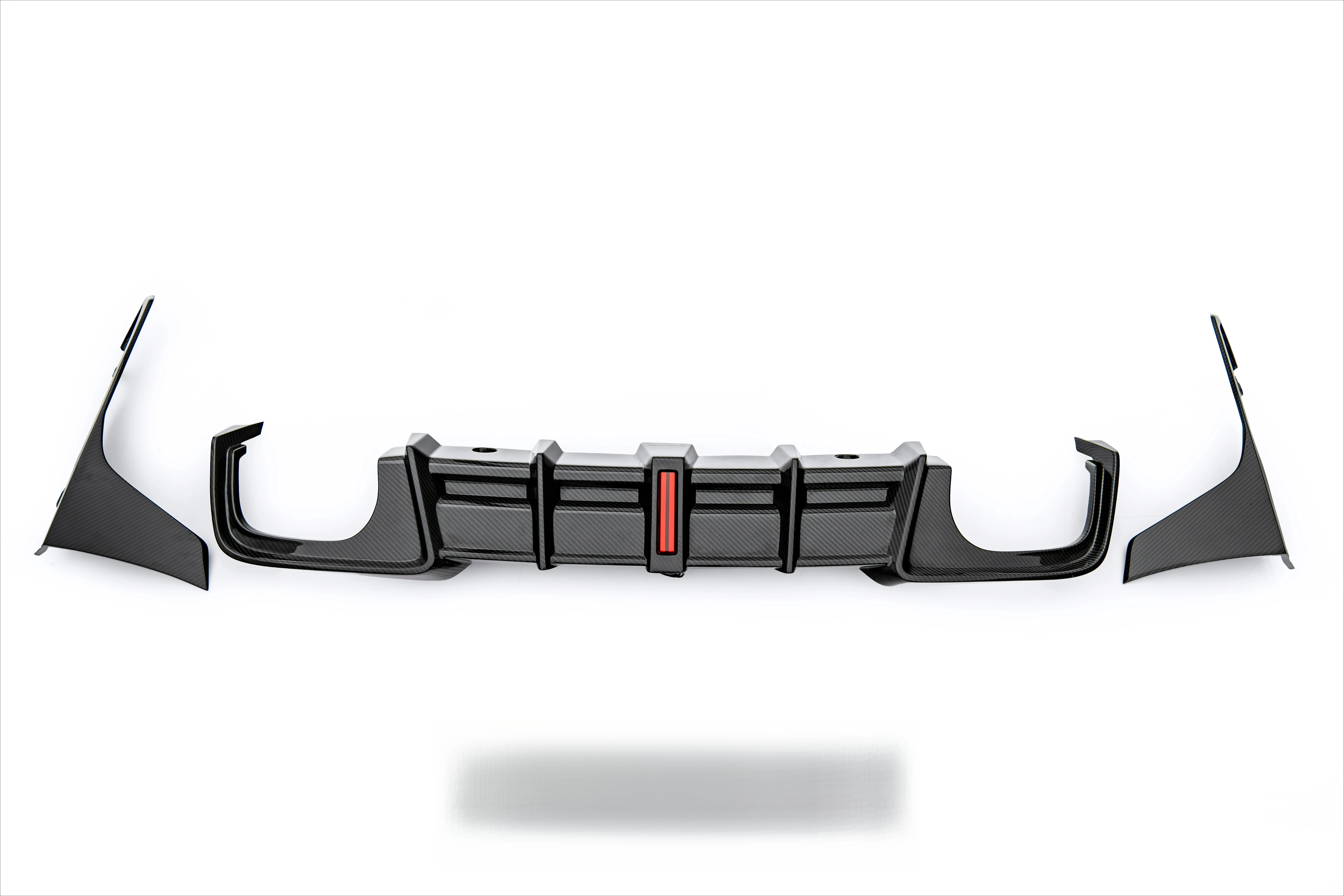 

CMST Dry Carbon Fiber Rear Diffuser 3-Piece Kit for M8 F91/F92/F93 (2018-2022)