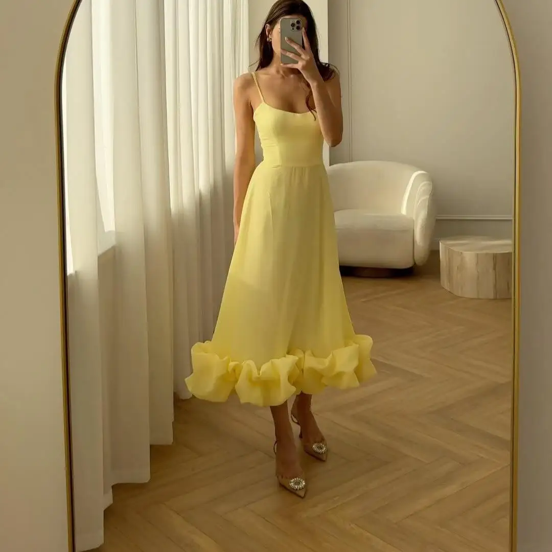 

Elegant Mid-Waist A-Line Skirt with Strap Large Swinging 3D Flower Design New Women's Fashion Dress Chinese Wedding Gown