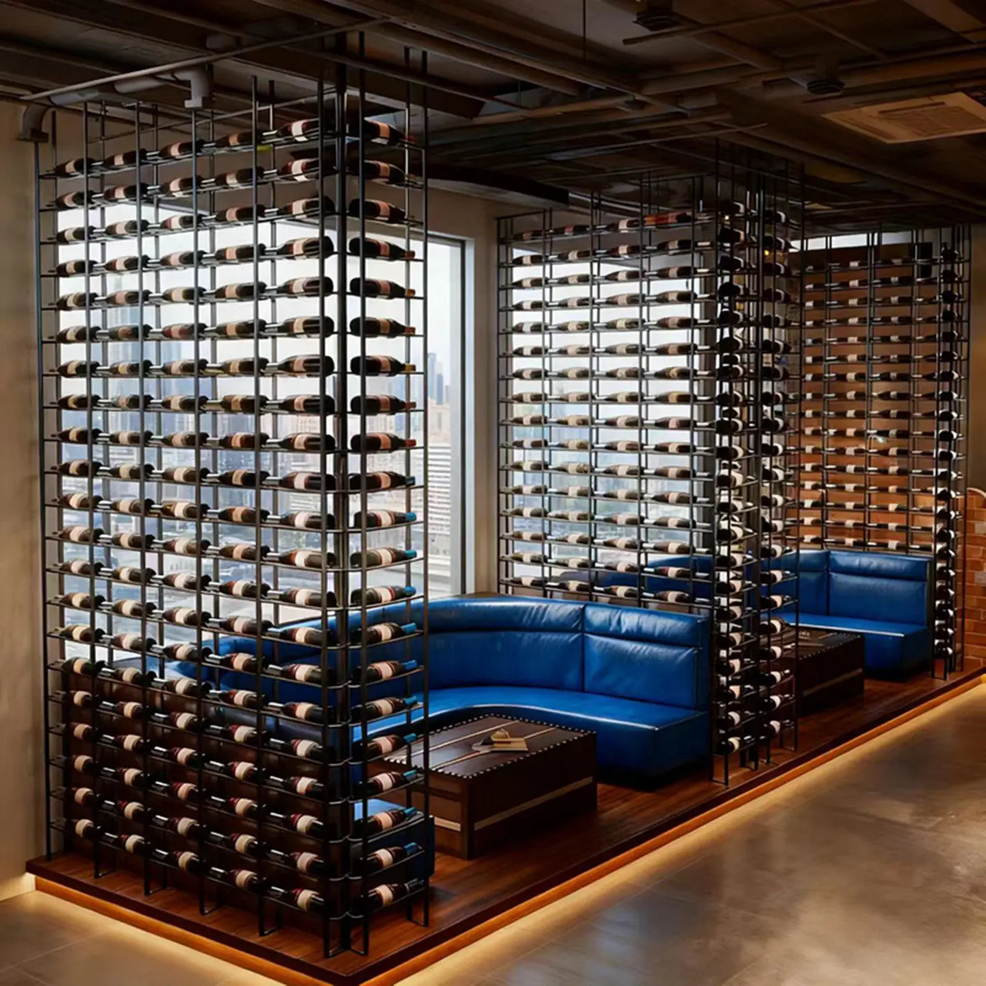 Bar floor-to-ceiling wine cabinet display rack, restaurant booth, red wine bottle rack, screen, wall hanging wine rack